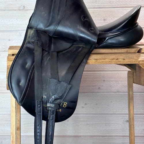 Used Kieffer Orphee TB Dressage Saddle 17/MN - Image 4