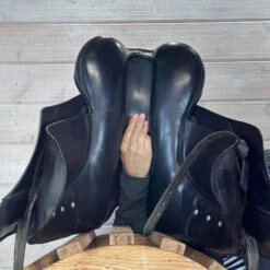 Used Albion SLK Dressage Saddle 17.5/MW