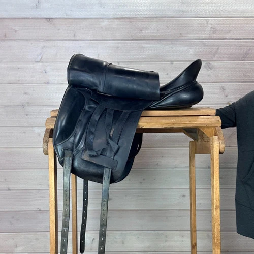 Used Albion SLK Dressage Saddle 17.5/MW - Image 6